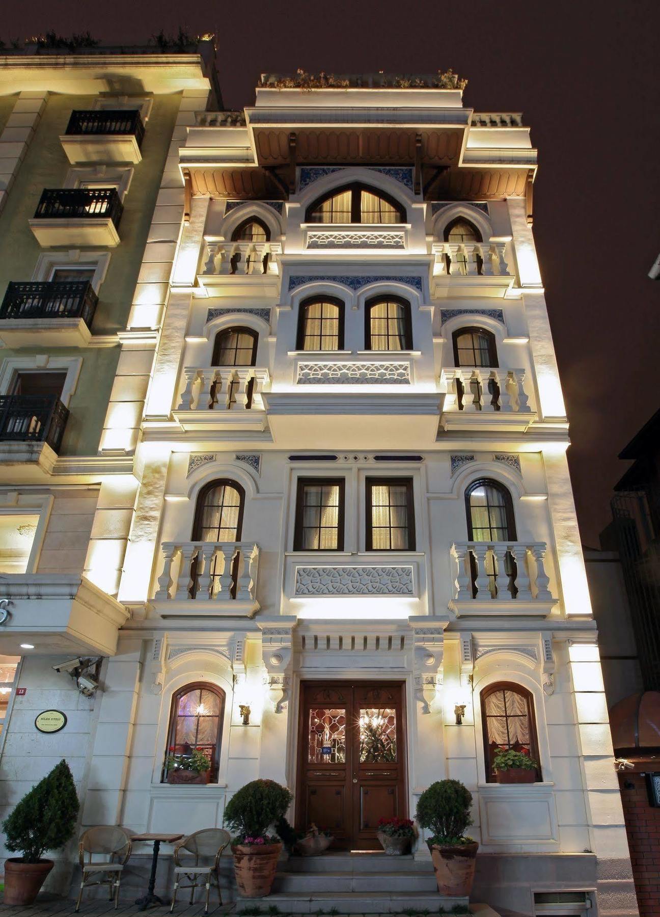 Hotel Niles Istanbul Bagian luar foto